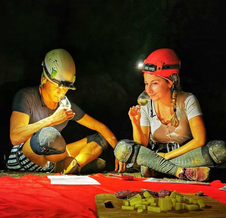 dégustation de vin tunnel de lave réunion 974